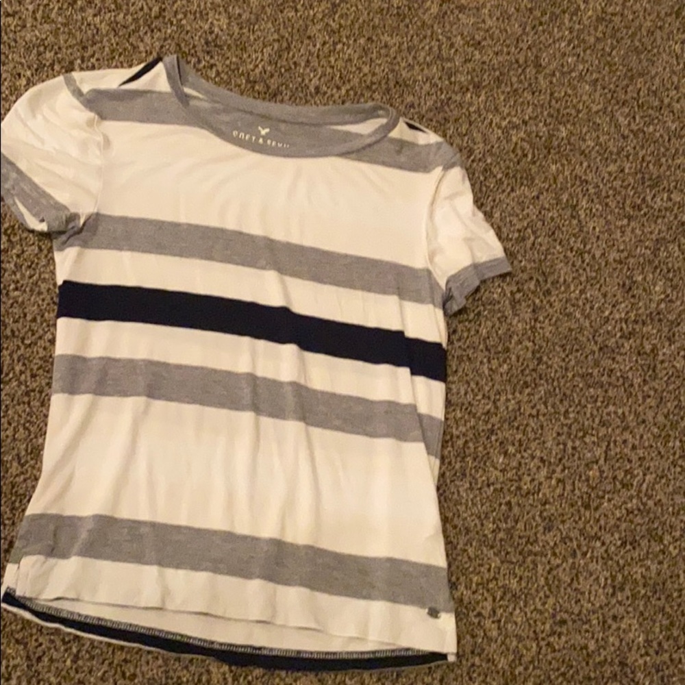 Tops - Picture 2 of 2